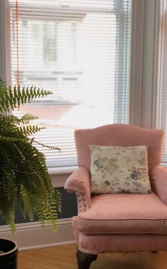 Bed & Breakfast Mahogany Manor Saint John
